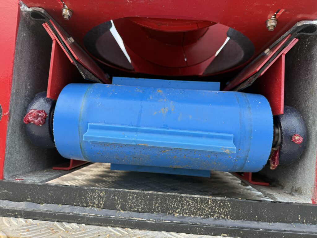 20251113_100650844_iOS