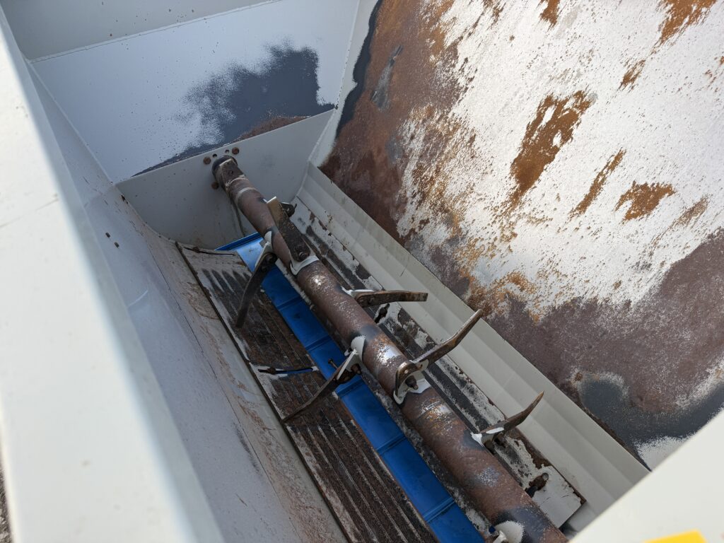 20251113_143129824_iOS