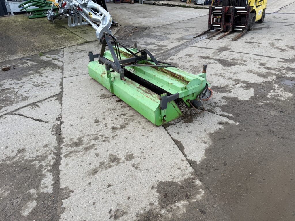 20251113_154949562_iOS