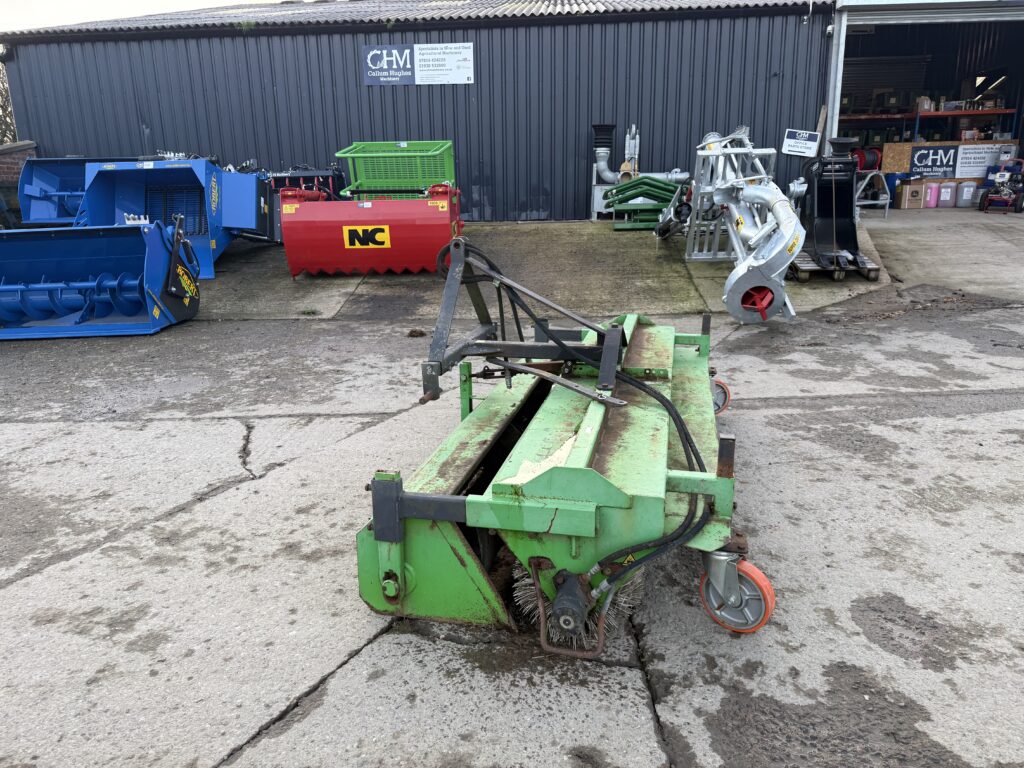 20251113_155024807_iOS