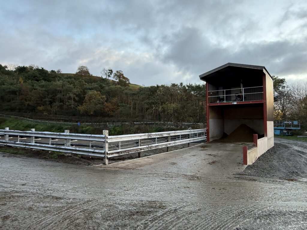 20251108_074751727_iOS