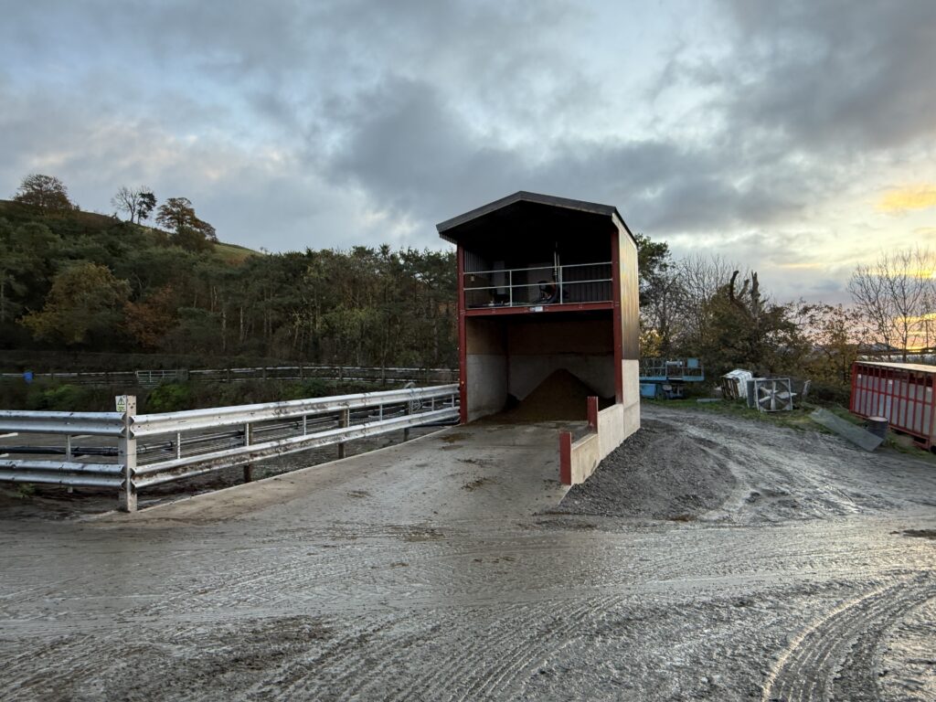 20251108_074752739_iOS