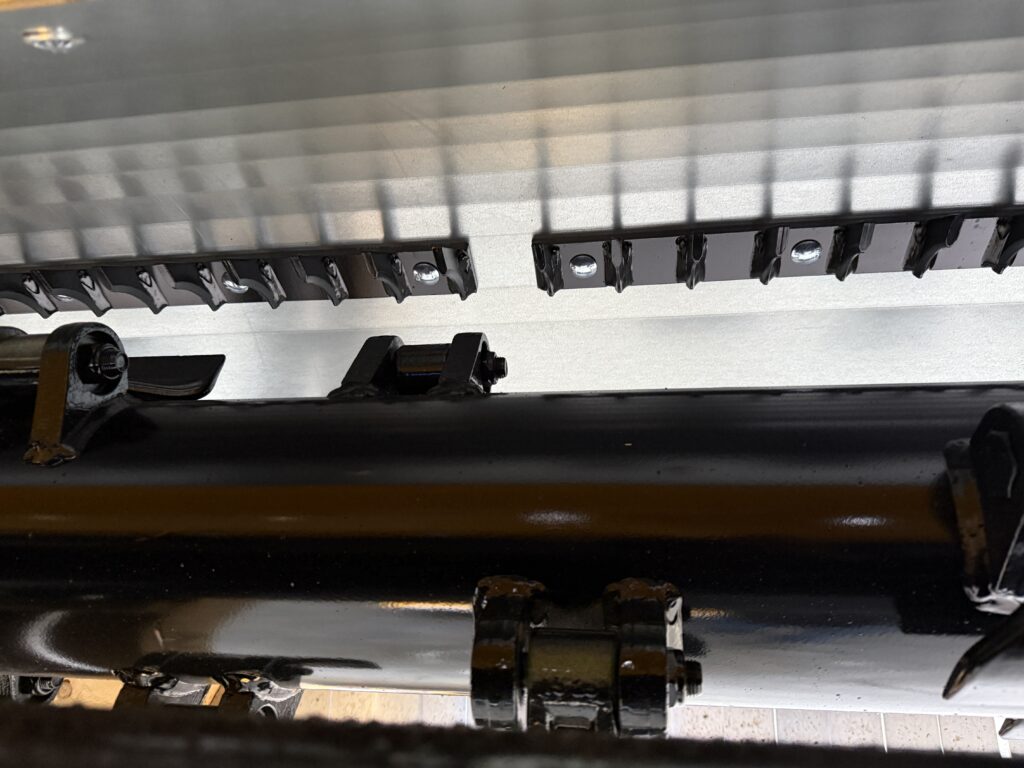 20251217_143027825_iOS