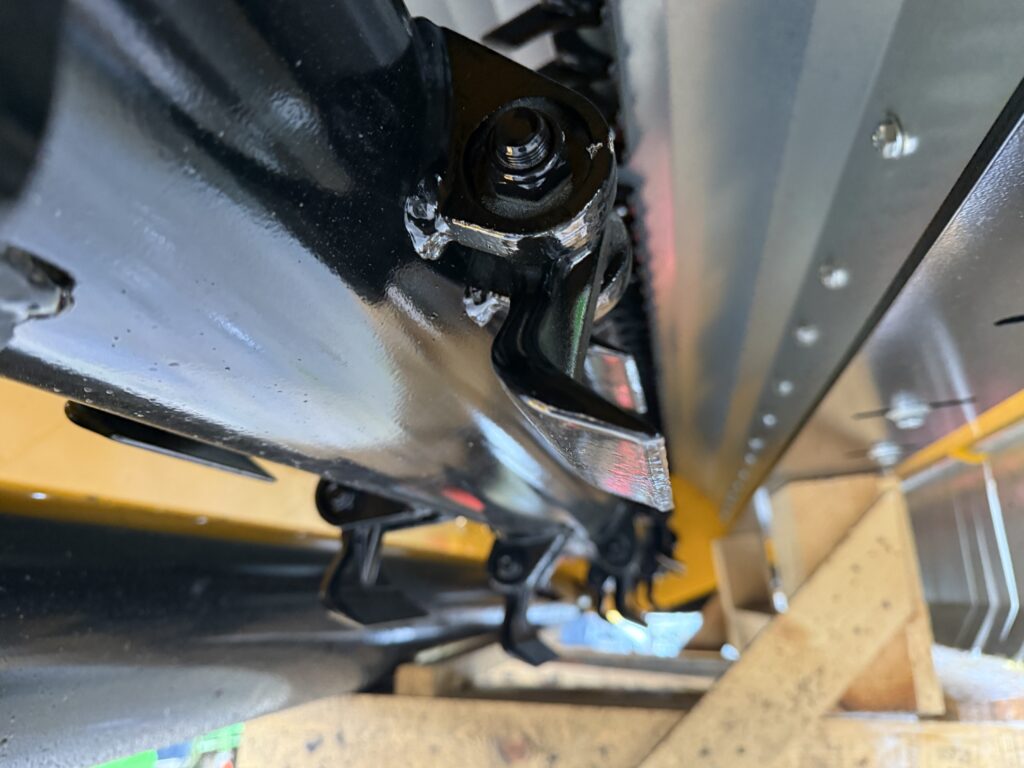 20251217_143041843_iOS