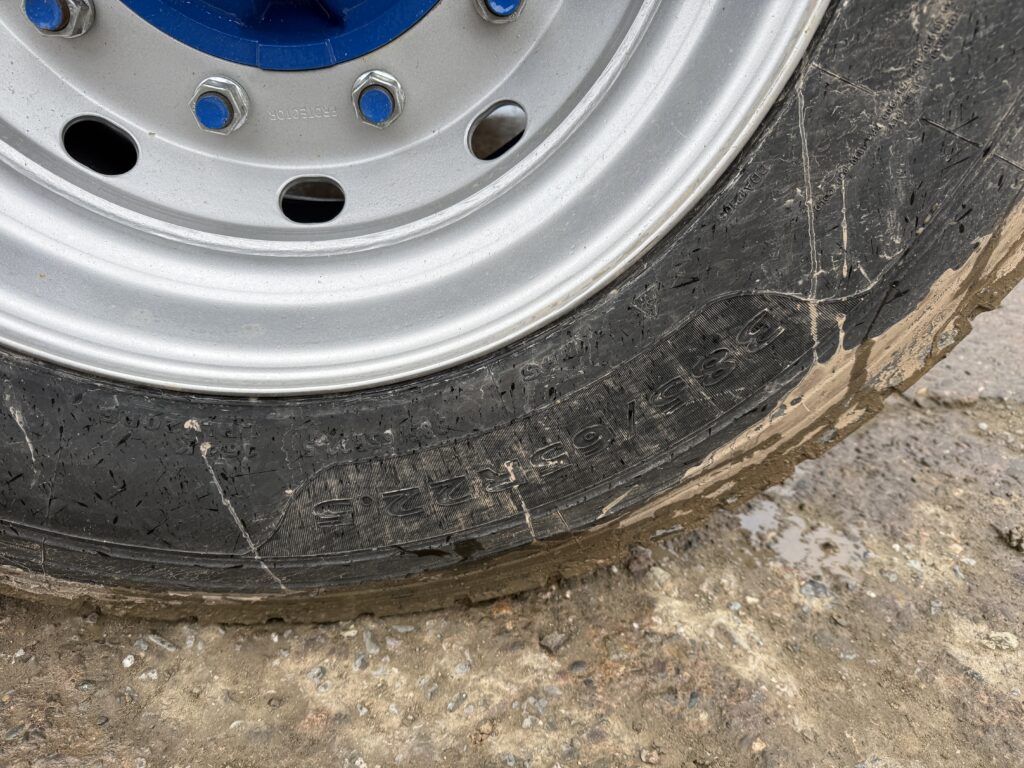 20260313_165303919_iOS