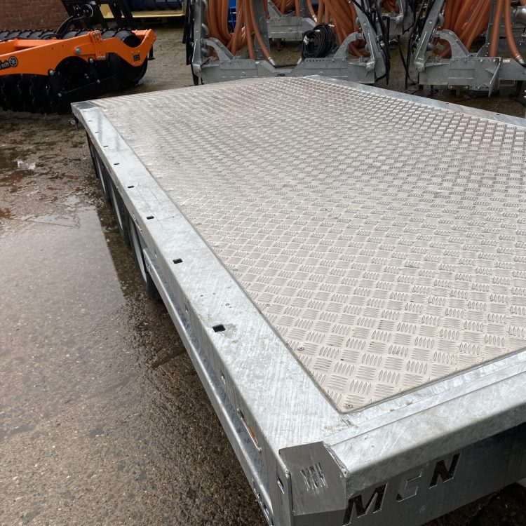 20220218_130644068_iOS