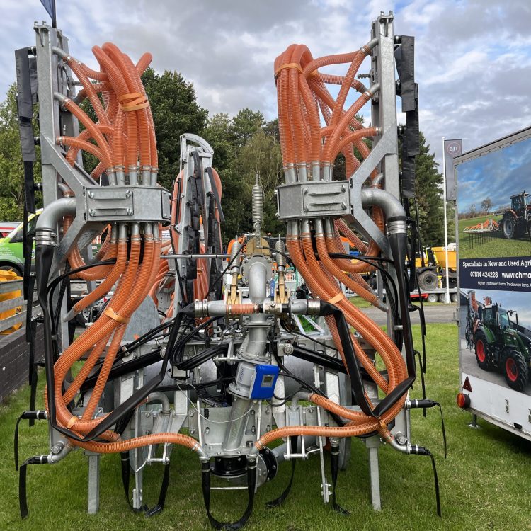 20230721_180437443_iOS